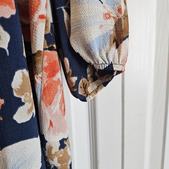 Blue floral blouse - Picture 3 of 3